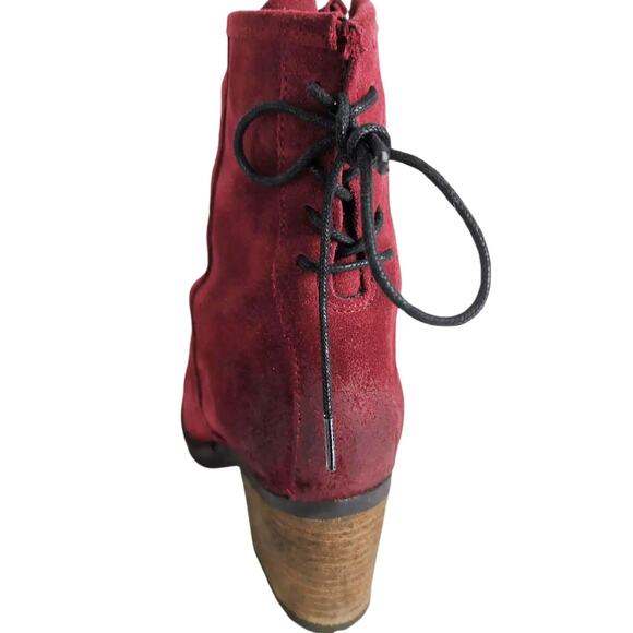 Bos & Co Barlow Women's 8-8.5 Red Suede 3" Heel Ankle Boots Back Tie, Side Zip - Picture 9 of 9